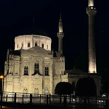 Falay Yavuz Hotel *